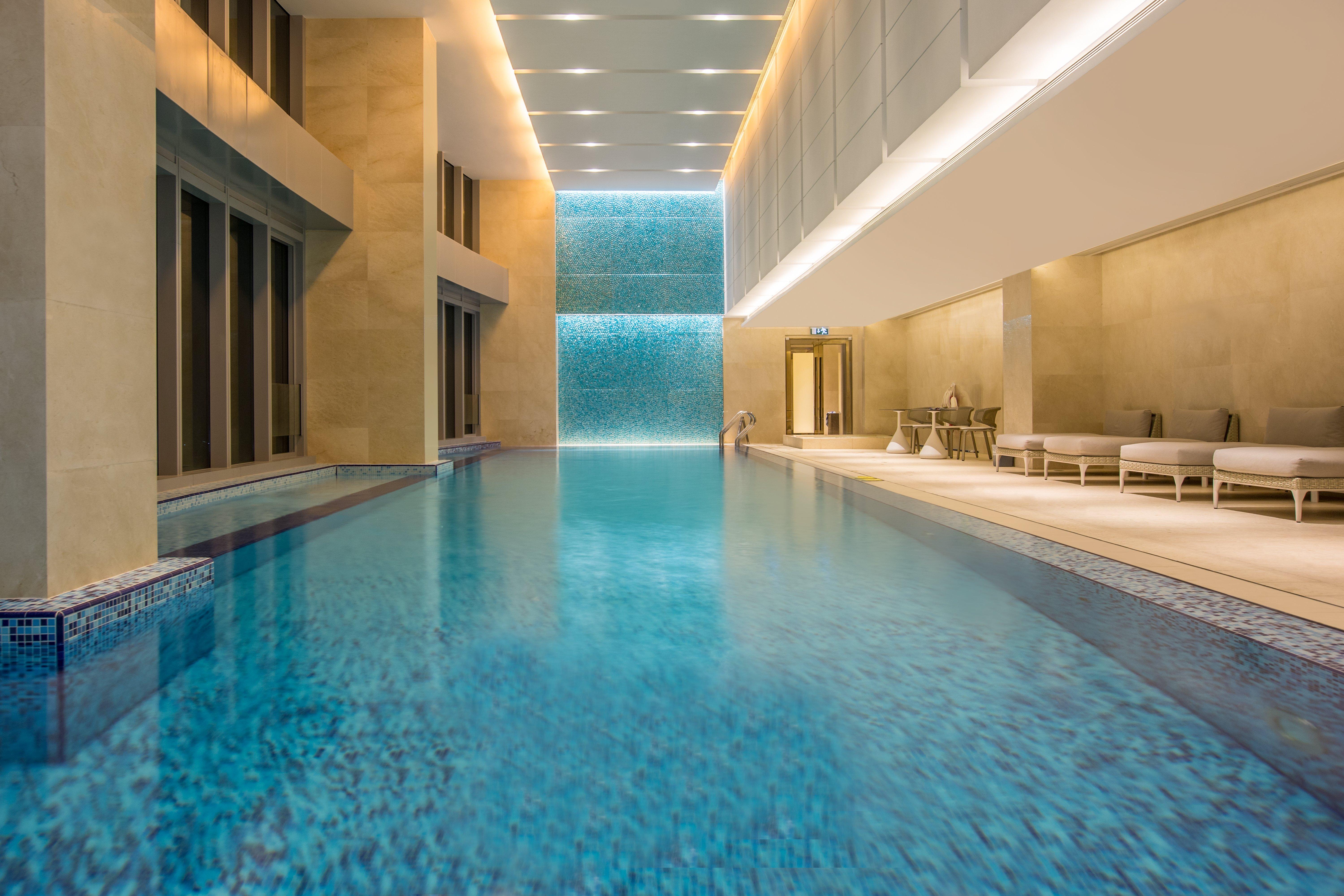 Crowne Plaza Macau By Ihg Ξενοδοχείο Εξωτερικό φωτογραφία The swimming pool at The Spa at The Landmark