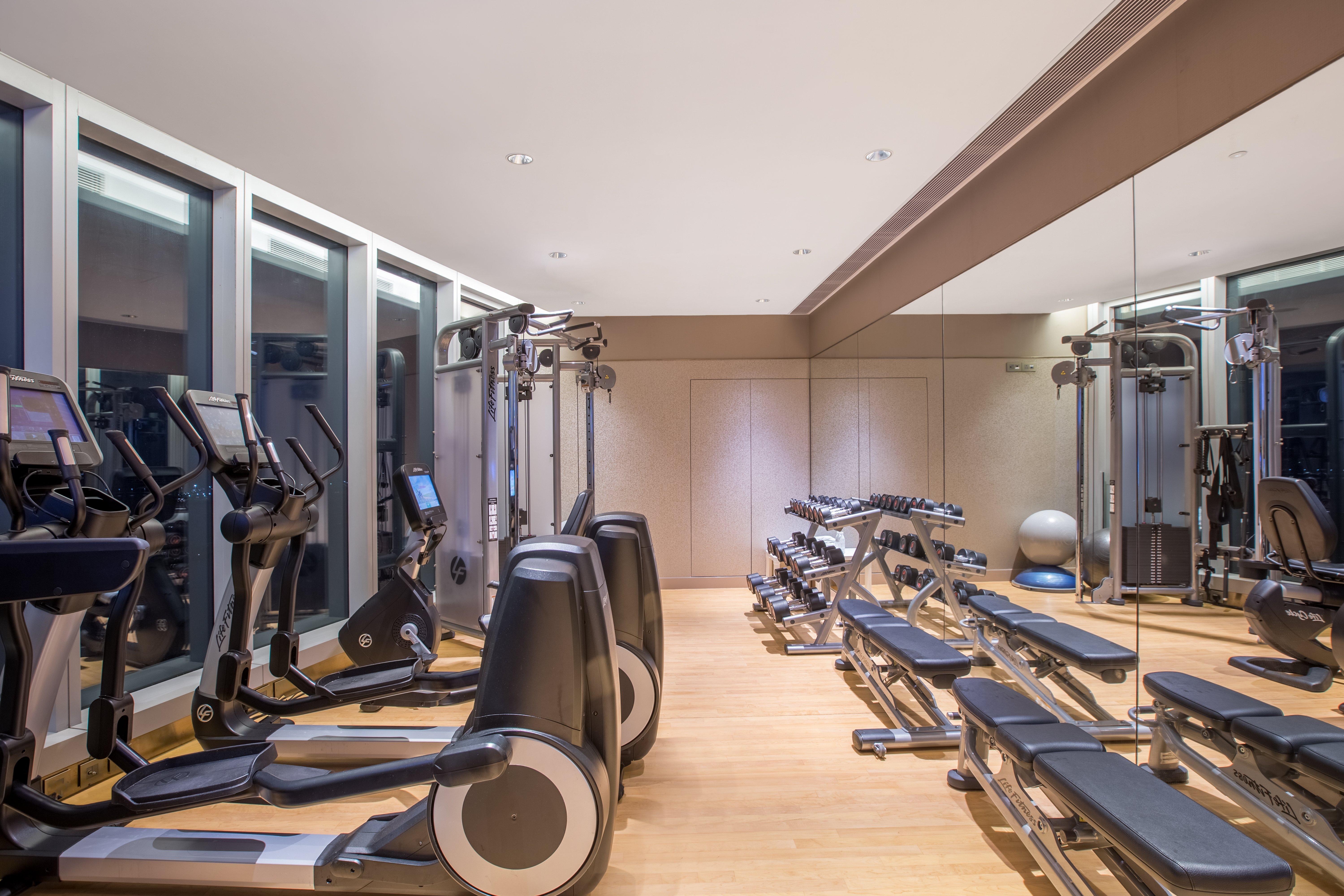Crowne Plaza Macau By Ihg Ξενοδοχείο Εξωτερικό φωτογραφία The gym at The Hari