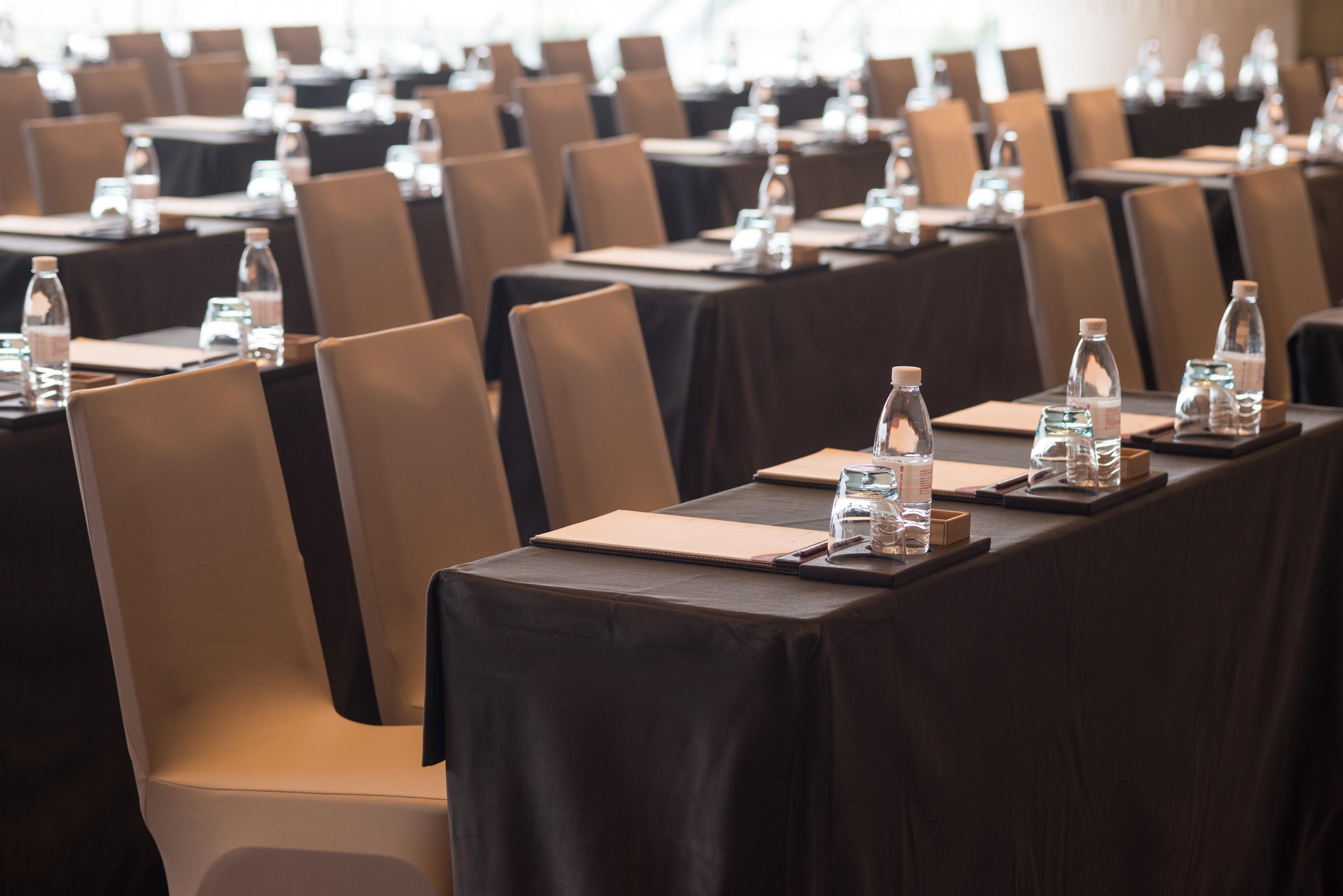 Crowne Plaza Macau By Ihg Ξενοδοχείο Εξωτερικό φωτογραφία The conference room of the European Economic and Social Committee