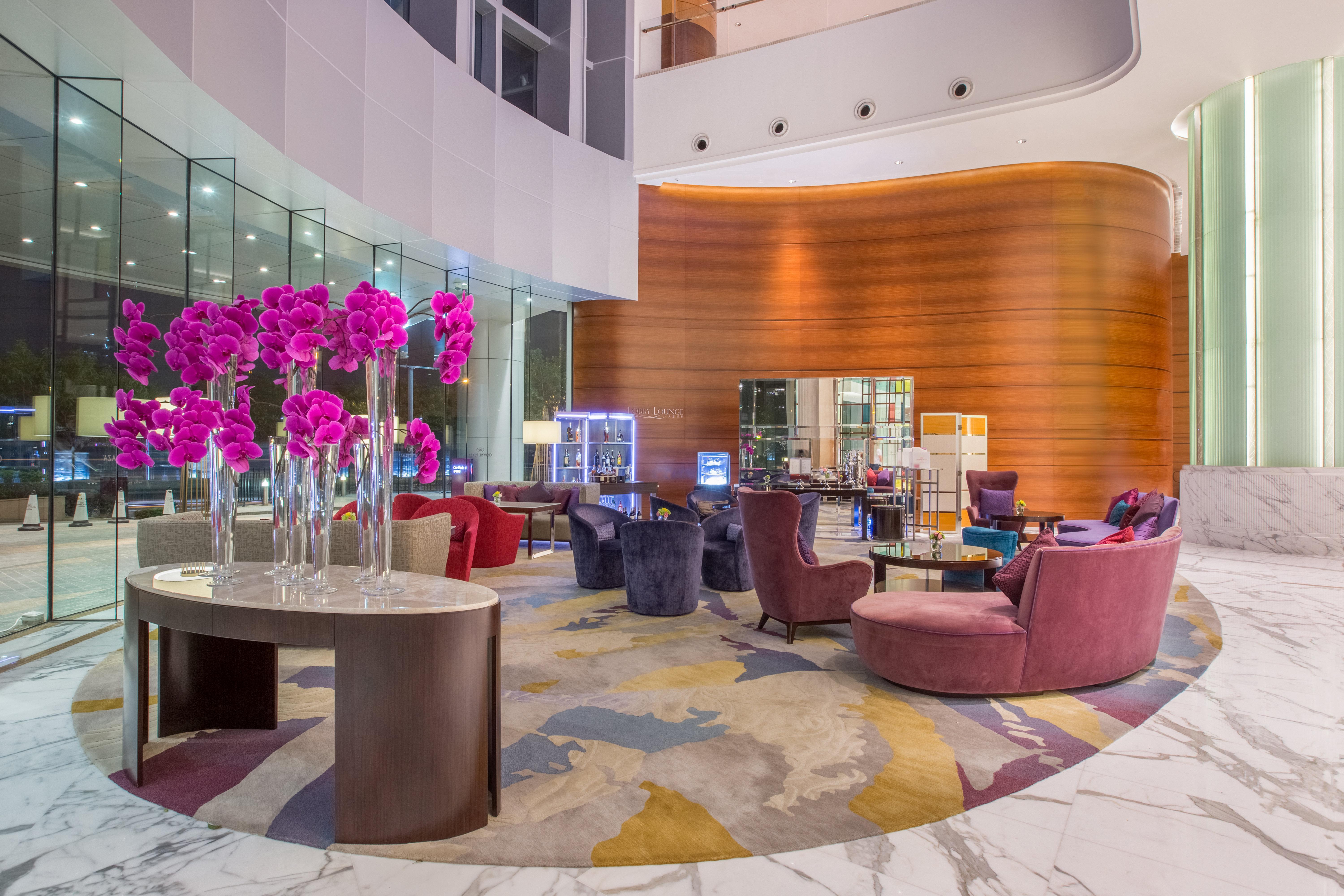 Crowne Plaza Macau By Ihg Ξενοδοχείο Εξωτερικό φωτογραφία The lobby of the hotel