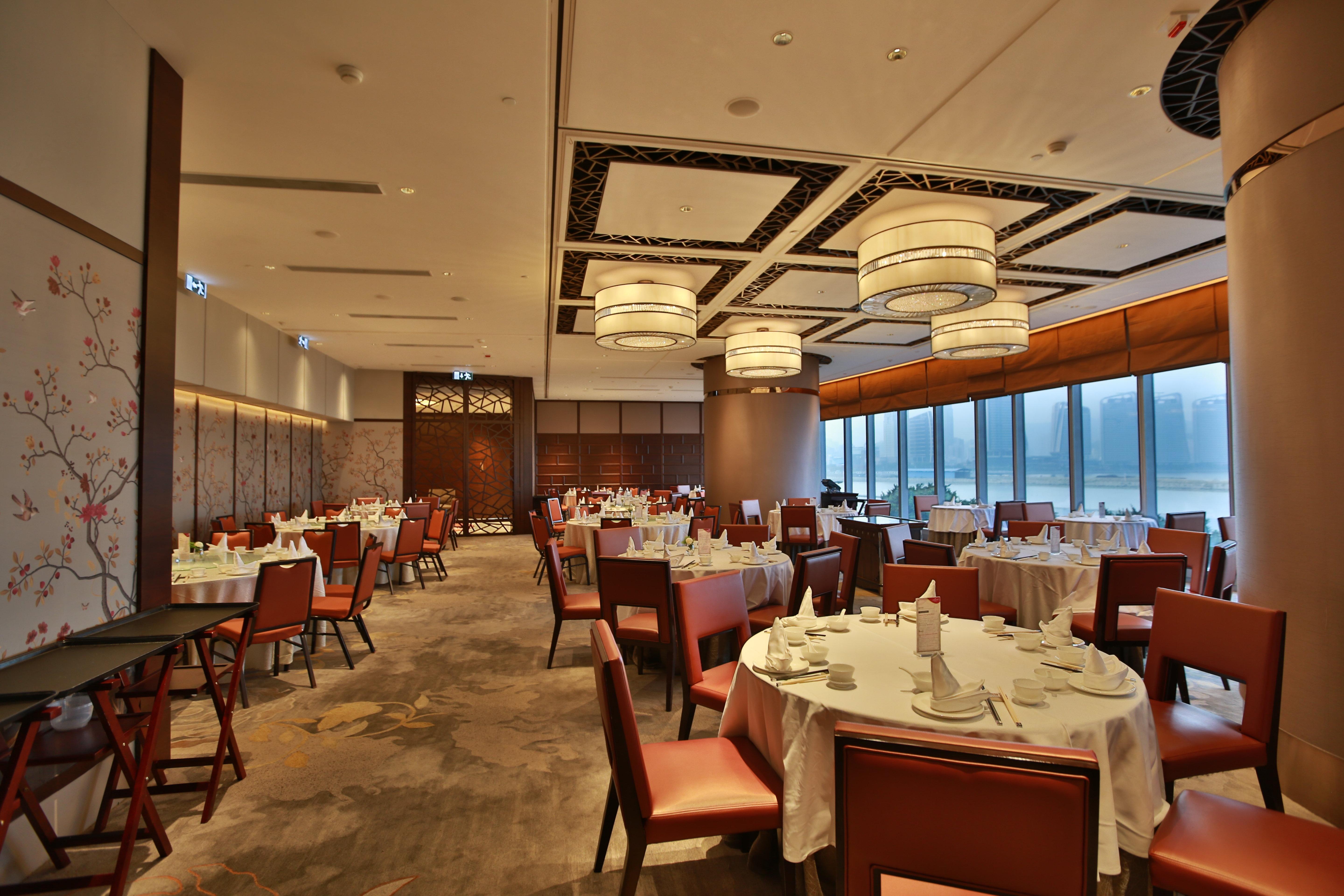 Crowne Plaza Macau By Ihg Ξενοδοχείο Εξωτερικό φωτογραφία Interior of the restaurant