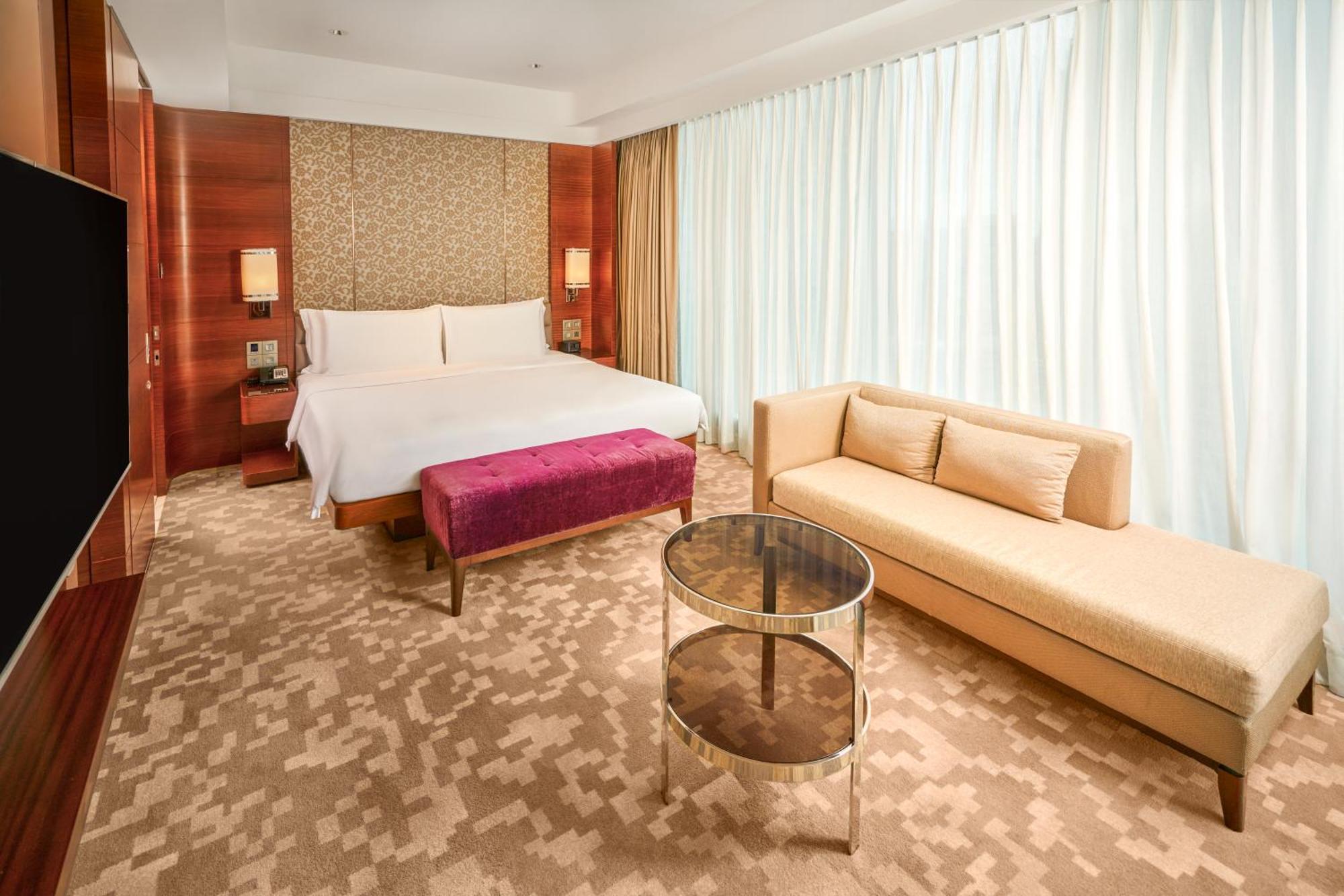 Crowne Plaza Macau By Ihg Ξενοδοχείο Εξωτερικό φωτογραφία A suite at the hotel