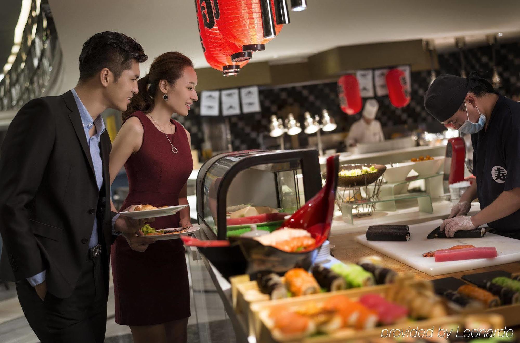 Crowne Plaza Macau By Ihg Ξενοδοχείο Εξωτερικό φωτογραφία A restaurant in a hotel